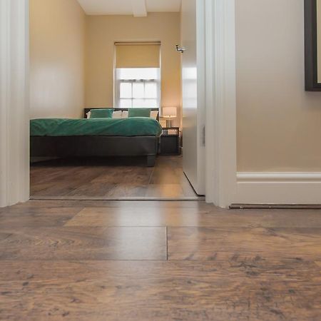 Excel Apartments Stratford Лондон Экстерьер фото